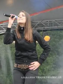 Martina Šindlerová - performances__Den Deti vo Vadicove__DSC00150.jpg_600.jpg